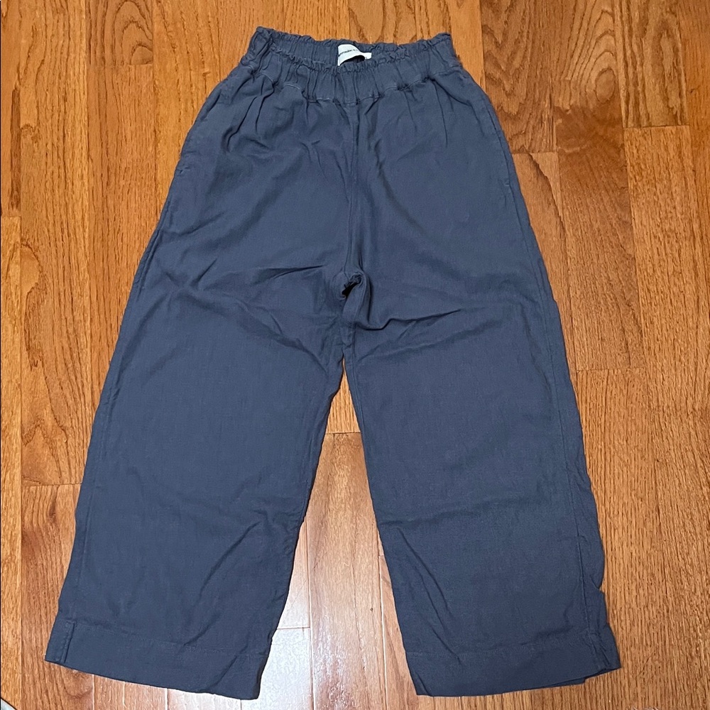 Abercrombie & Fitch Line. Wide Leg Ankle Pants